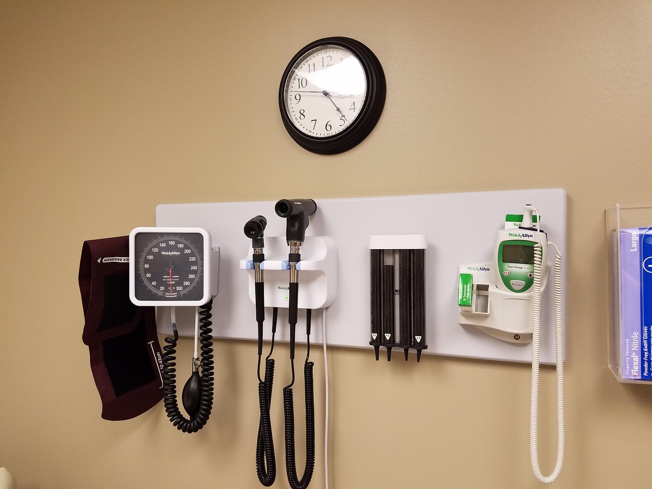 Medico AND-85 aneroid sphygmomanometer premium